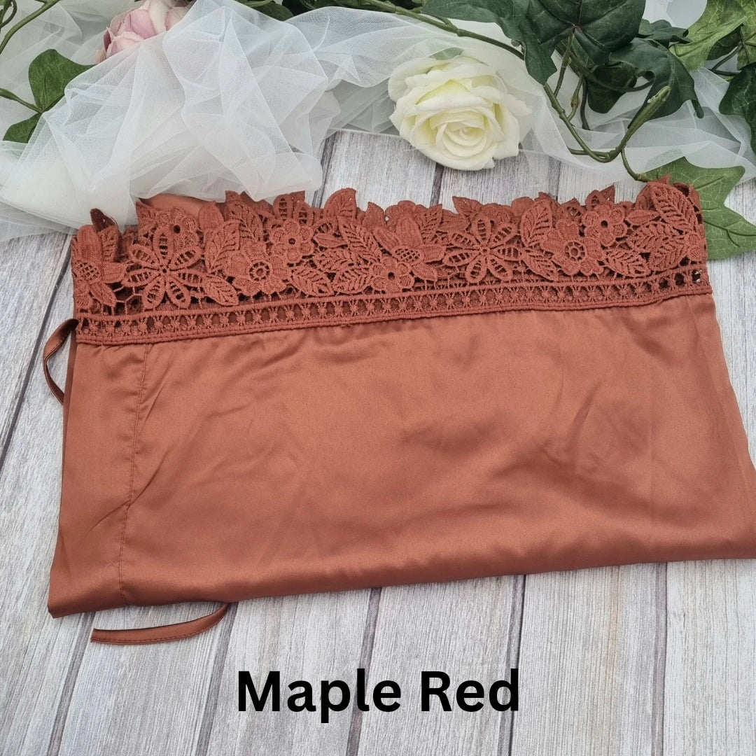 Maple Red robe with lace detail