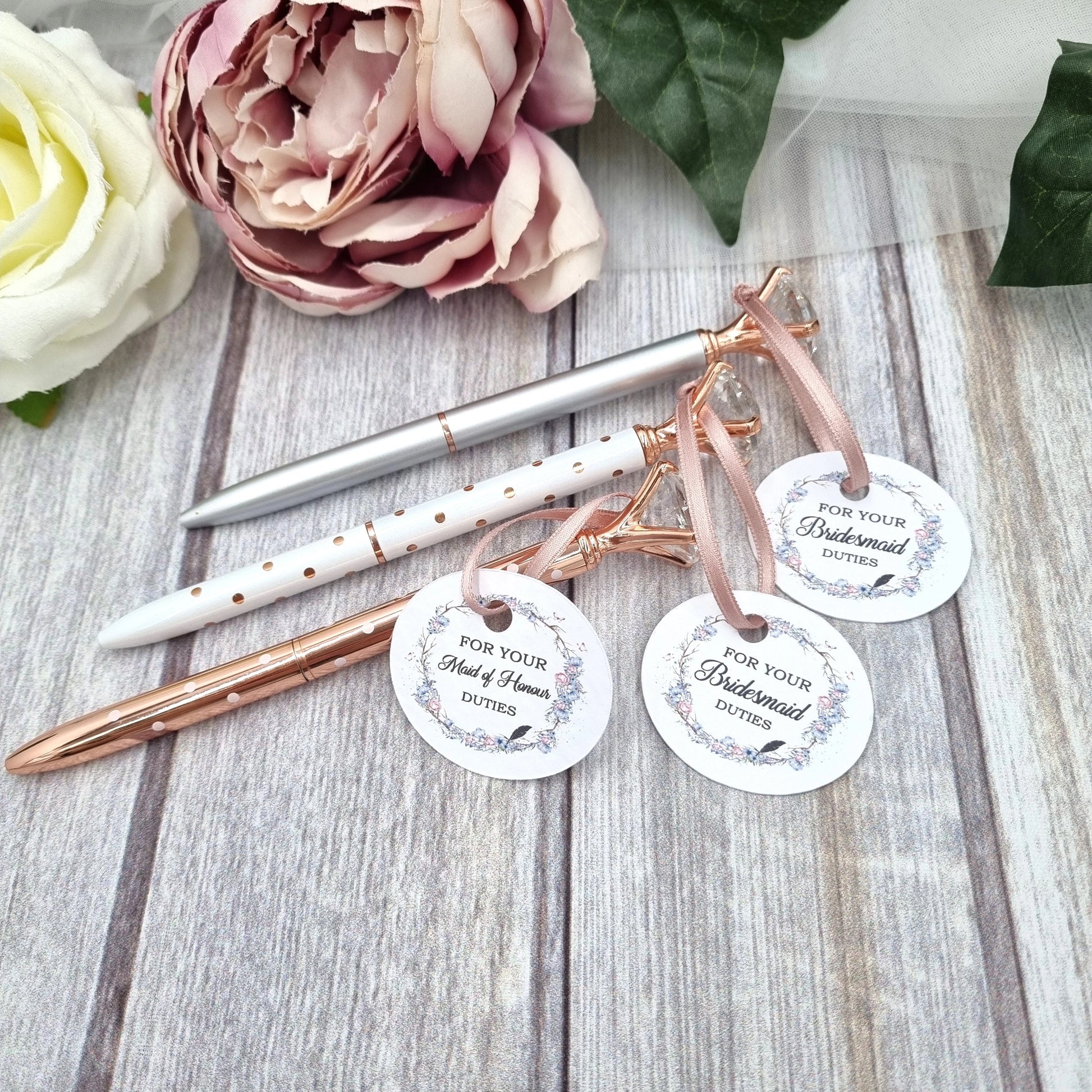 Three bridesmaids pens with tag reading for your bridesmaid duties