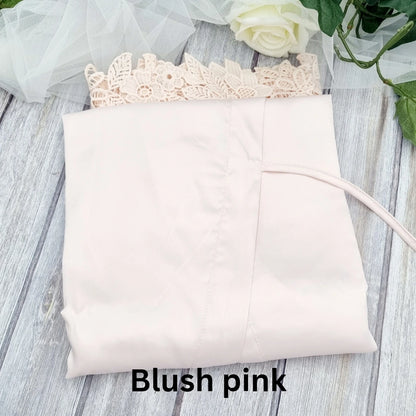 Blush pink robe with lace detail 